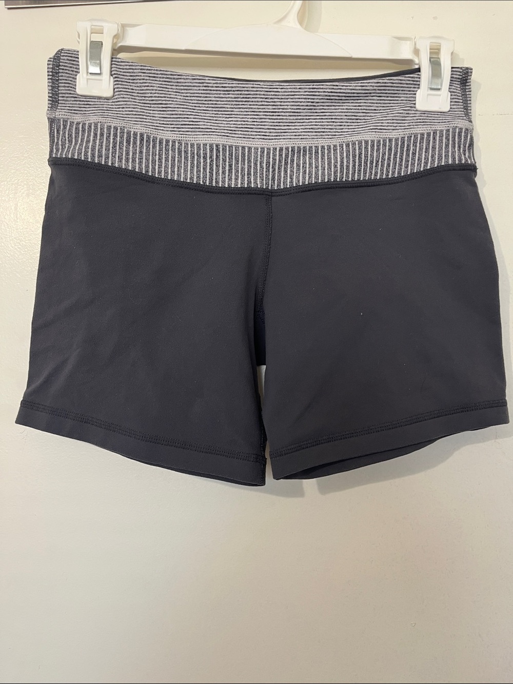 Lululemon | Biker shorts size 4